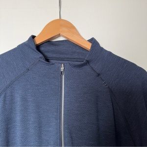 lululemon Men’s 1/2 Quarter Zip Long sleeve Metal Vent Tech